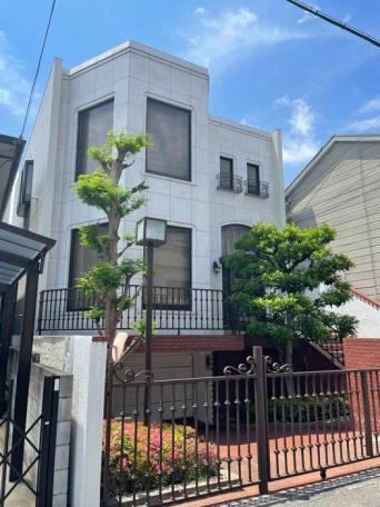 西田辺駅５分、５ＬＤＫ＋車庫４台、ＲＣ造３階建、閑静な住宅地
